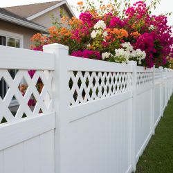 custom_vinyl_perimeter_fencing